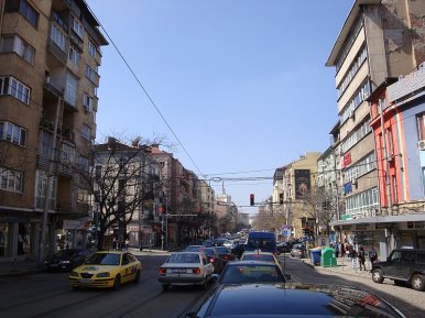 Photo of current streetscape on бул. Княз Александър Дондуков (Courtesy of Old Sofia Blog)